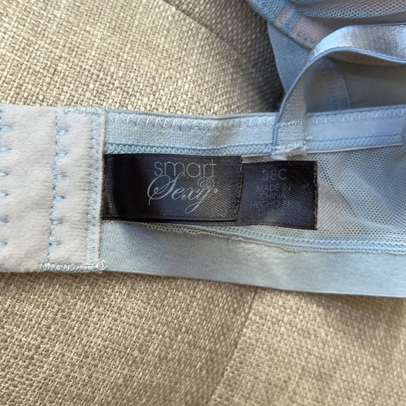 Smart & Sexy Blue Lace Bra - Picture 4 of 6